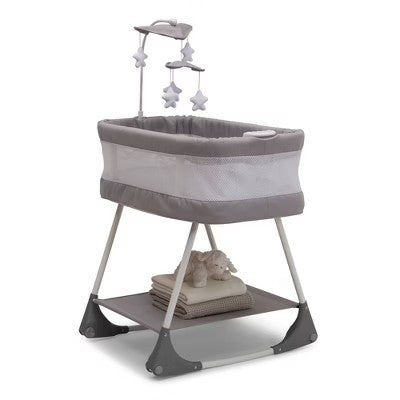 Simmons Kids' Shooting Star Rocking Bassinet with Airflow Mesh - Platinum - B12 - 1517