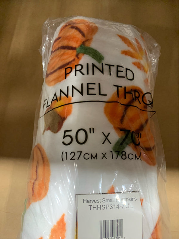White & Orange Harvest Pumpkins Flannel Throw -J8-0528