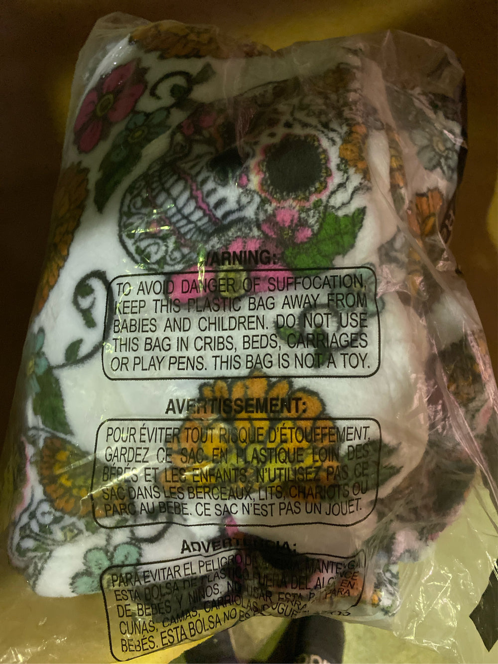 THSS166 50 X 60 in. Novelty Sugar Skulls Printed Flannel Throw - C2 - 352 -C2-0478