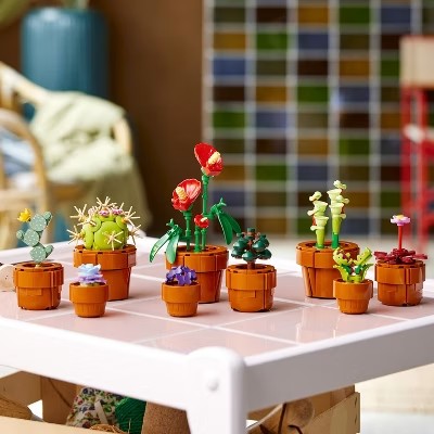 LEGO Icons Tiny Plants and Flowers Build and Display Set 1363
