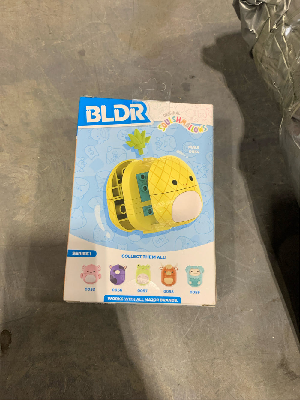 BLDR Squishmallows Squishbrik Series 1 Figure Pack Maui the Pineapple -K10-0563