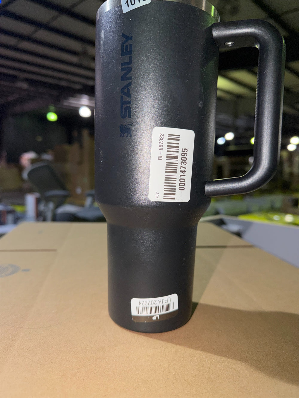 Stanley 40 oz Quencher H2.0 Black - NO LID NO STRAW 1015