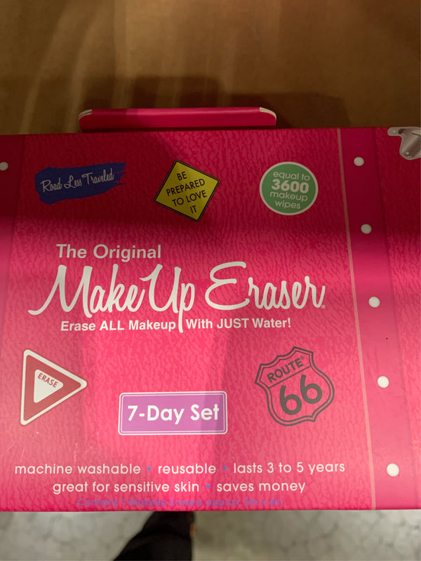 MakeUp Eraser Road Less Traveled 7-Day Face Cleanser Set - 7ct -B7-1191 -B7-1192 -B7-1193 -K2-1379