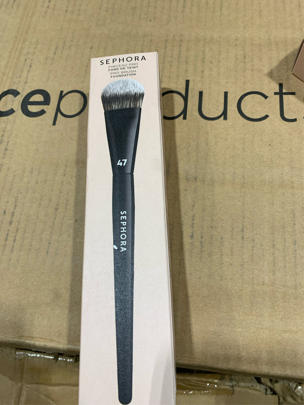 (Pack of 2) SEPHORA COLLECTION PRO Foundation Brush #47 - F10 - 967 -B4-1040 -B4-1041 -B4-1042 -B4-1043 -B4-1044