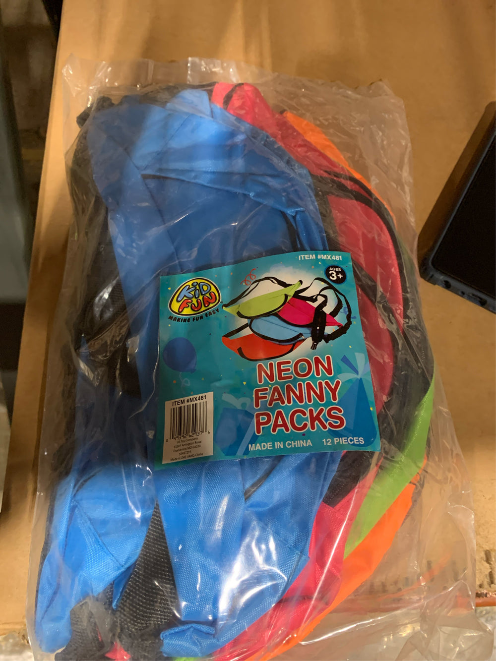 U.S. Toy Assorted Neon Color Adjustable Fanny Packs (12) -A7-1109 -J2-1373 -J2-1375