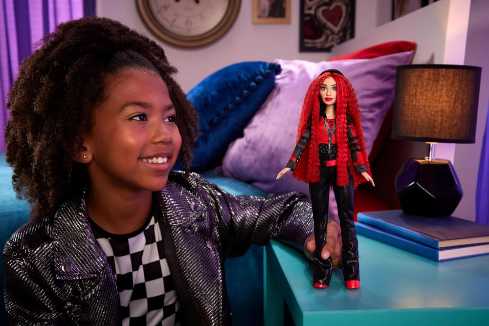 Mattel Disney Descendants: The Rise of Red Doll   Singing Doll with Movie-Inspired Clothes & Accessories, Sings  Red  1358
