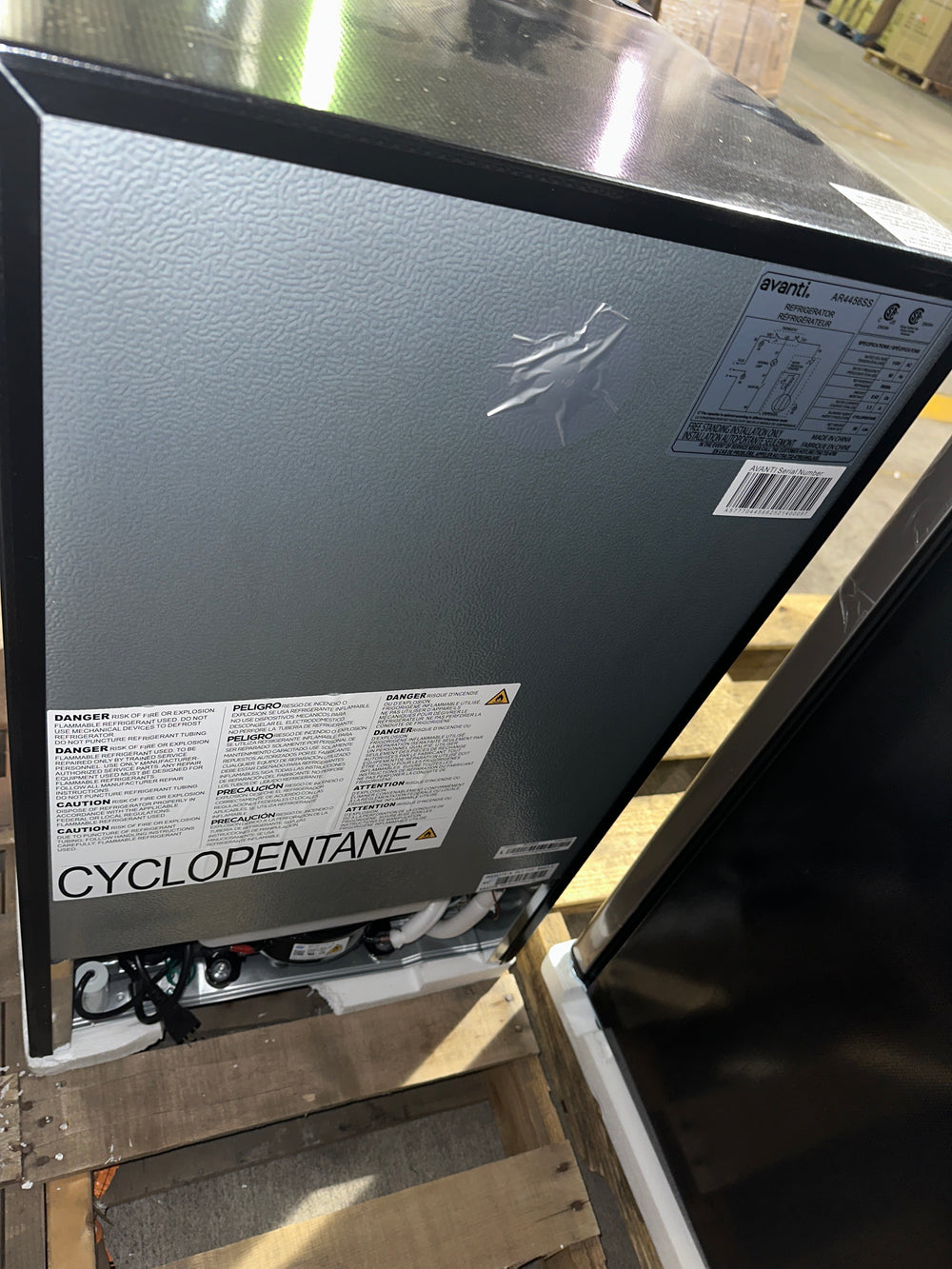 Avanti Model Rm4436ss - 4.4 Cf Counterhigh Refrige - untested (L26)