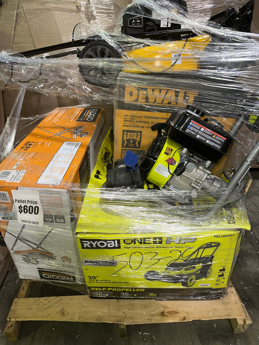 Pallet #44879