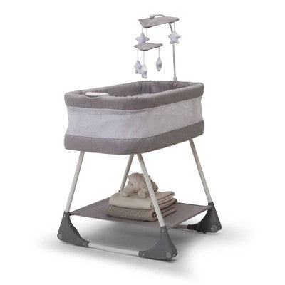 Simmons Kids' Shooting Star Rocking Bassinet with Airflow Mesh - Platinum - F1 - 748