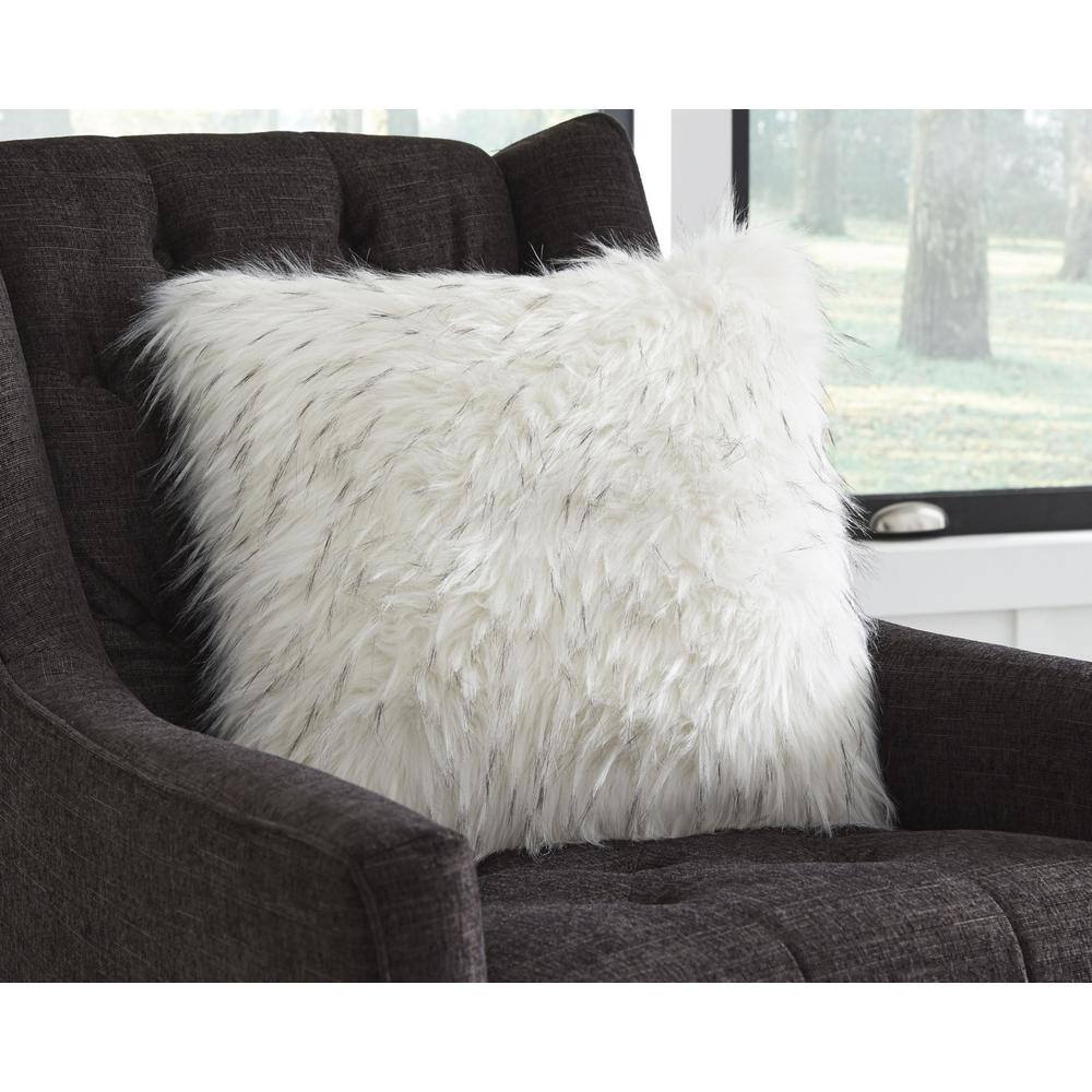 Calisa White Animal Print Polyester 20 in. L x 20 in. W Pillow - F12 - 1114