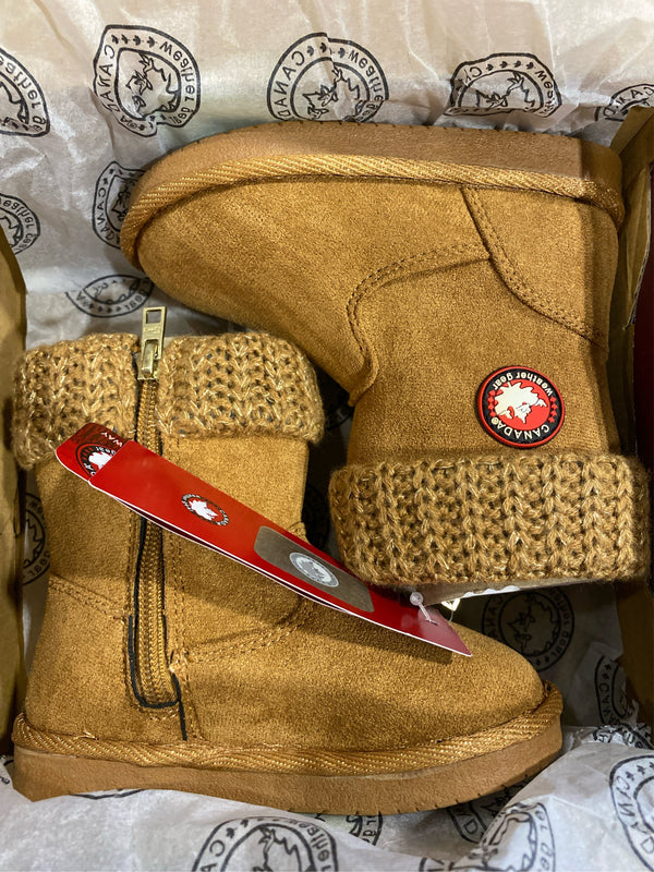 Canada Weathergear Carmen-T Chestnut Kids Size 5M - E11 - 257
