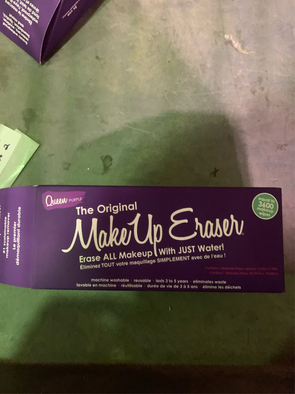 (Lot of 2) MakeUp Eraser Queen Purple - G14 - 1202. -E8-1763 -E8-1764 -E8-1765 -K8-0086 -k8-0087